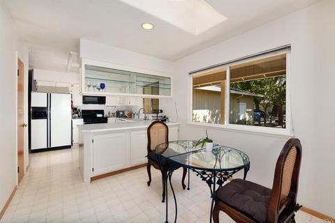 411 Jensen Ln, Windsor, CA 95492 photo 9