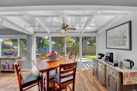 805 Marigold Dr, Fairfield, CA 94533 photo 8