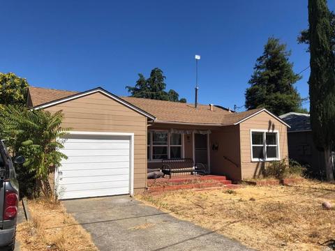 1130 N Oak St, Ukiah, CA 95482 photo 1
