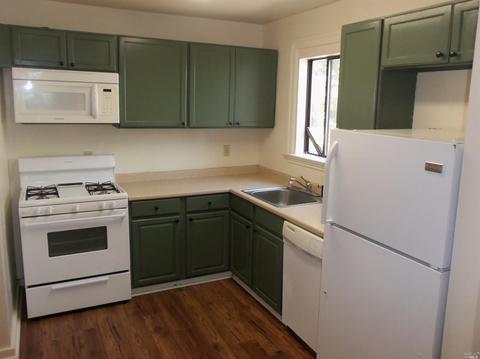 11 Buss St, Vallejo, CA 94590 photo 4