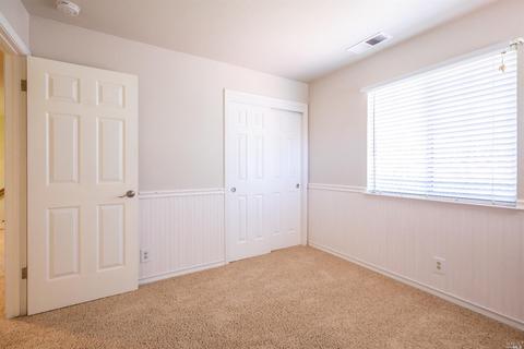 332 La Quinta Dr, Windsor, CA 95492 photo 35