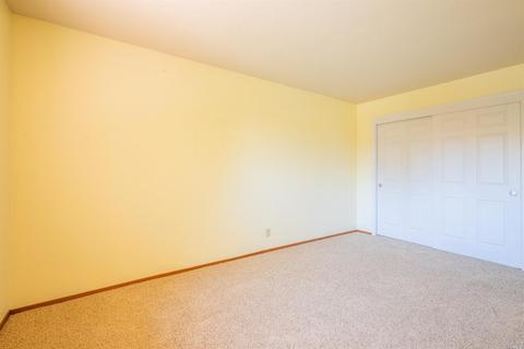 332 La Quinta Dr, Windsor, CA 95492 photo 39