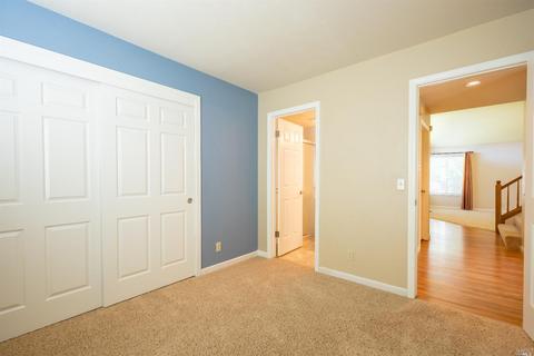 332 La Quinta Dr, Windsor, CA 95492 photo 20