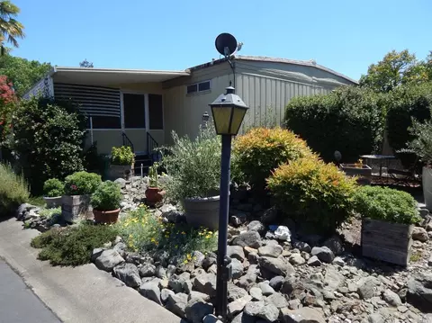 460 E Gobbi St #N/A, Ukiah, CA 95482 photo 1
