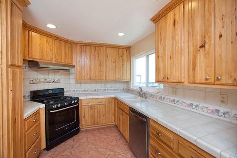 952 Bond Pl, Windsor, CA 95492 photo 10
