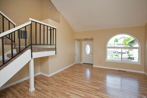 952 Bond Pl, Windsor, CA 95492 photo 5