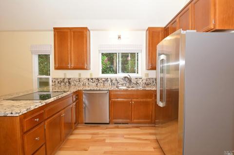 555 Gregory Cir, Sonoma, CA 95476 photo 14