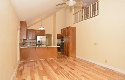555 Gregory Cir, Sonoma, CA 95476 photo 8