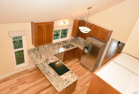 555 Gregory Cir, Sonoma, CA 95476 photo 11