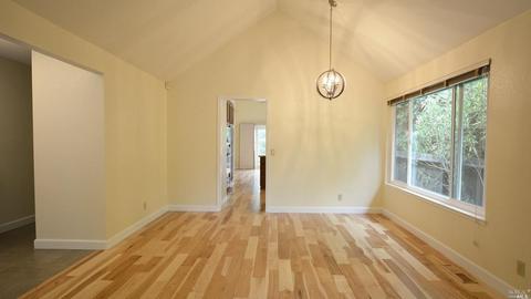 555 Gregory Cir, Sonoma, CA 95476 photo 6