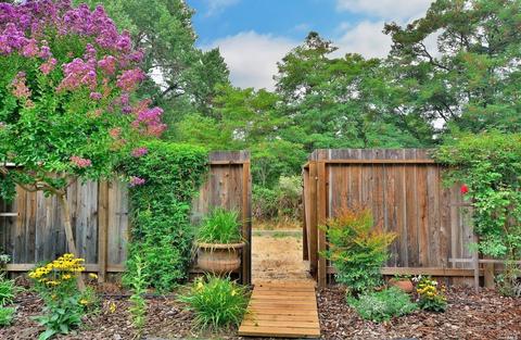 555 Gregory Cir, Sonoma, CA 95476 photo 26