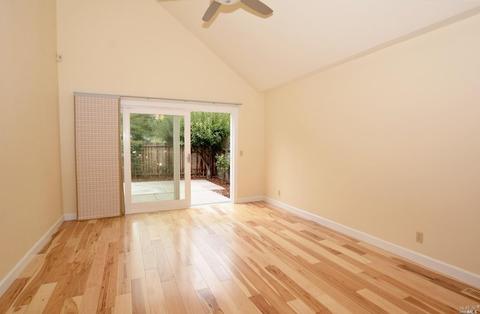555 Gregory Cir, Sonoma, CA 95476 photo 10