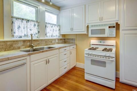 55 Randolph St, Napa, CA 94559 photo 12