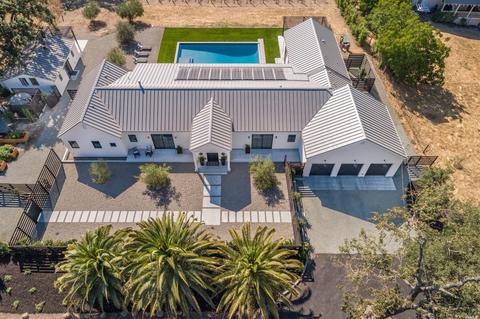 21235 Hyde Rd, Sonoma, CA 95476 photo 2