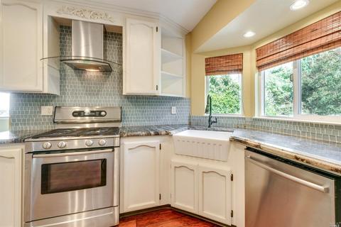 9388 Jessica Dr, Windsor, CA 95492 photo 15