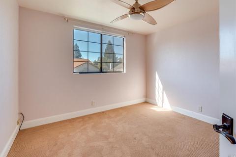 9388 Jessica Dr, Windsor, CA 95492 photo 23