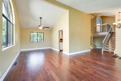 9388 Jessica Dr, Windsor, CA 95492 photo 10