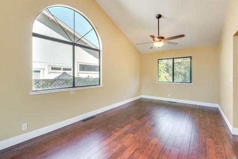 9388 Jessica Dr, Windsor, CA 95492 photo 12