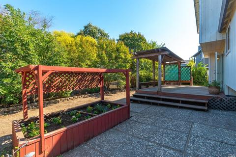 9388 Jessica Dr, Windsor, CA 95492 photo 32
