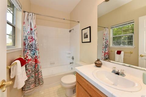 1044 Elsbree Ln, Windsor, CA 95492 photo 18