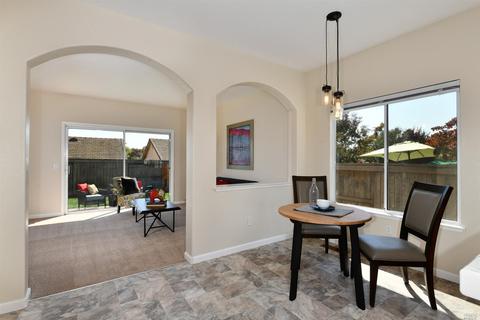1044 Elsbree Ln, Windsor, CA 95492 photo 13