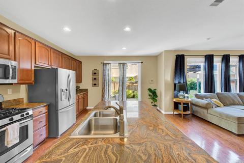 2433 White Dr, Fairfield, CA 94533 photo 11