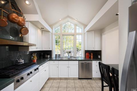 810 Eucalyptus Ave, Novato, CA 94947 photo 8
