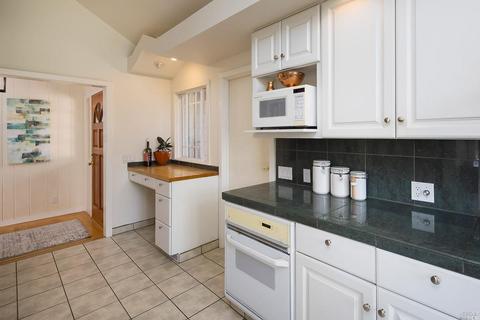 810 Eucalyptus Ave, Novato, CA 94947 photo 10