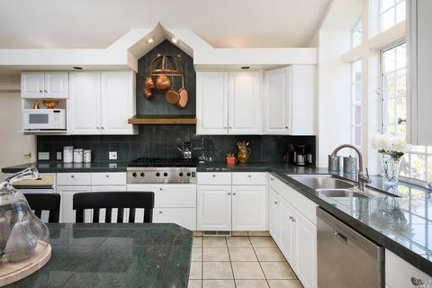 810 Eucalyptus Ave, Novato, CA 94947 photo 7