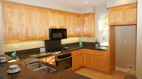 6247 Newhaven Ln, Vallejo, CA 94591 photo 4