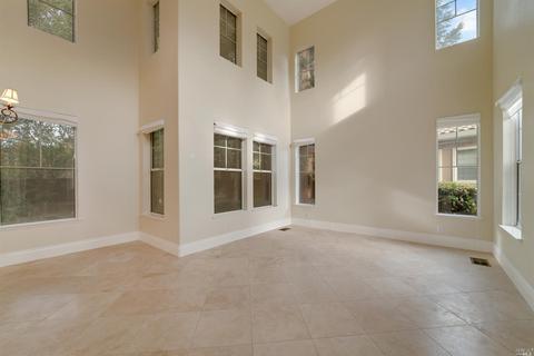 739 Pavilion Dr, Fairfield, CA 94534 photo 4