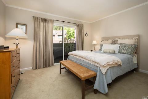 12 Deuce Ct, Fairfax, CA 94930 photo 11
