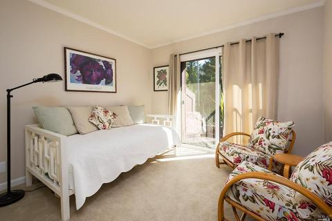 12 Deuce Ct, Fairfax, CA 94930 photo 17