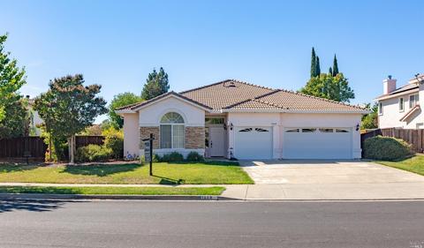 1448 Fullerton Dr, Fairfield, CA 94533 photo 1
