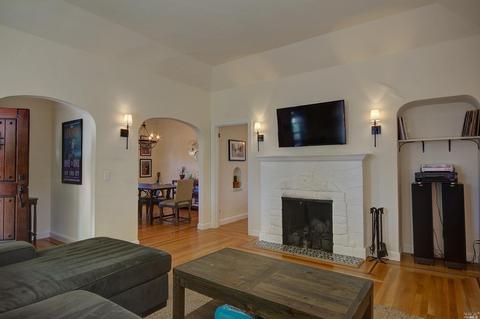 1428 Glenn St, Vallejo, CA 94590 photo 2