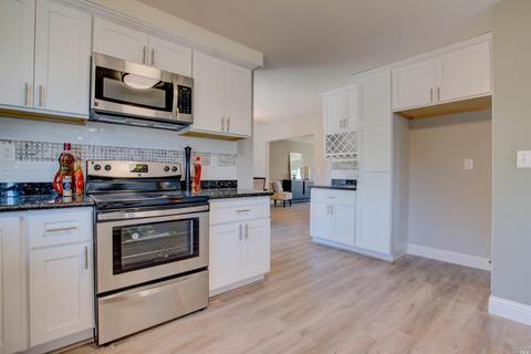 136 Kathy Ellen Ct, Vallejo, CA 94591 photo 9