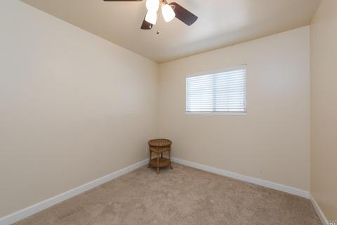 1274 Mcgregor Ave, Petaluma, CA 94954 photo 17