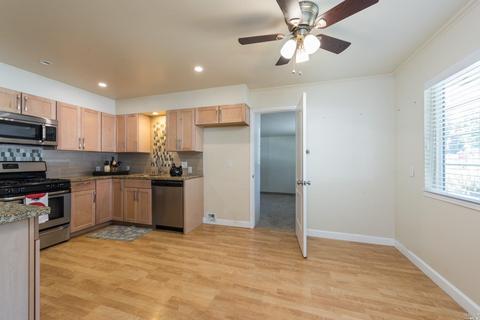 1274 Mcgregor Ave, Petaluma, CA 94954 photo 9