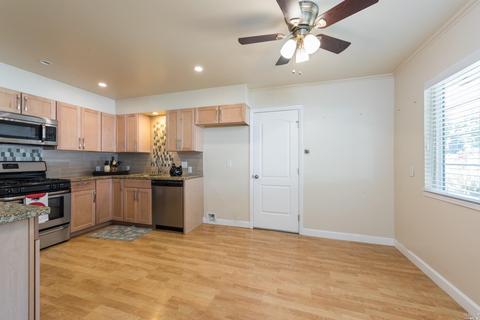 1274 Mcgregor Ave, Petaluma, CA 94954 photo 5