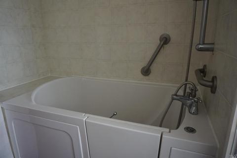 106 Barnes Ct, Vallejo, CA 94591 photo 14