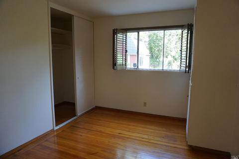 106 Barnes Ct, Vallejo, CA 94591 photo 15