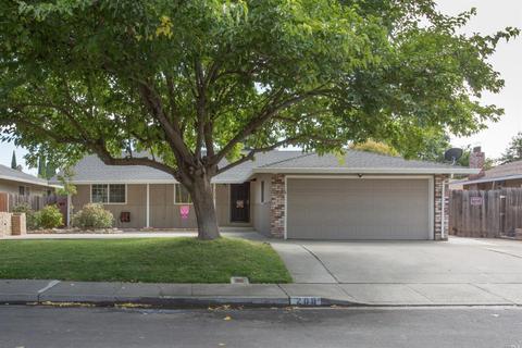 208 Georgetown Dr, Vacaville, CA 95687 photo 1