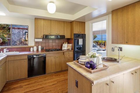 654 Sausalito Blvd, Sausalito, CA 94965 photo 9
