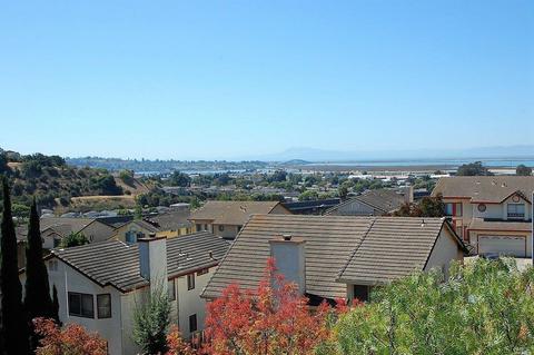 148 Olympic Dr, Vallejo, CA 94589 photo 2