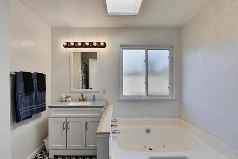 358 Rockhurst Ct, Fairfield, CA 94533 photo 26