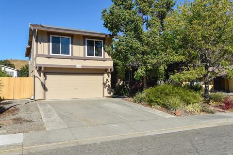 358 Rockhurst Ct, Fairfield, CA 94533 photo 3
