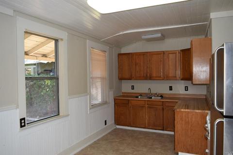 921 Ohio St, Vallejo, CA 94590 photo 2