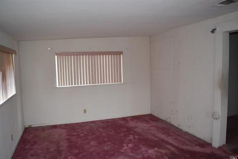 1030 Johnson St, Fairfield, CA 94533 photo 6
