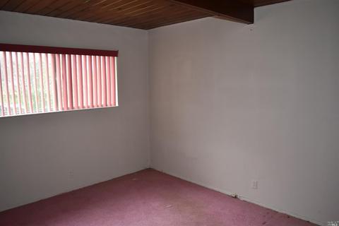 1030 Johnson St, Fairfield, CA 94533 photo 8