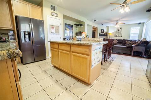 1010 Ackley Ct, Dixon, CA 95620 photo 9